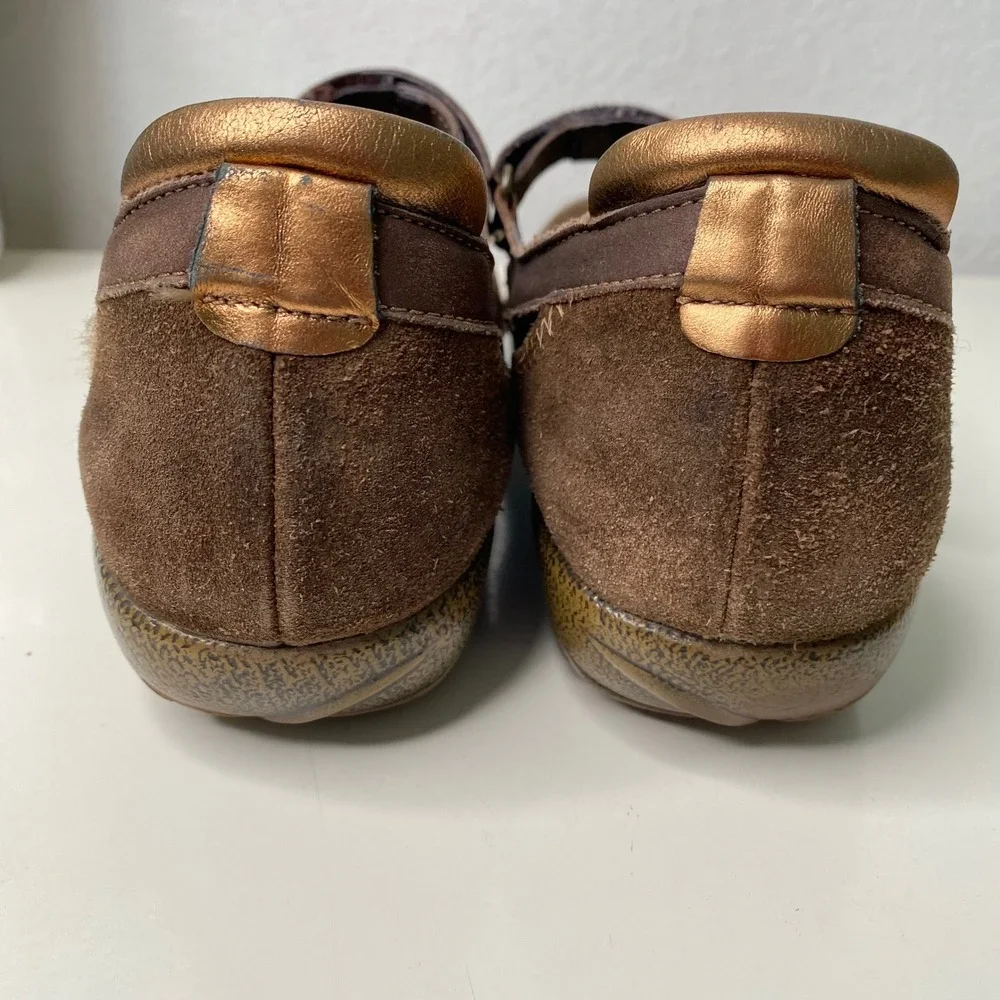Naot Kirei Mary Jane Shoes Brown Suede Bronze Metallic Leather Strap EU 42 US 11